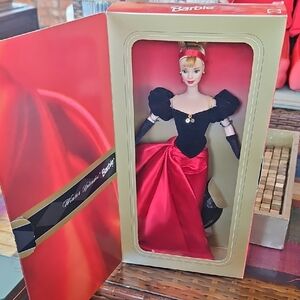 Barbie Avon Exclusive Winter Splendor in Elegant Red and Black Ensemble.